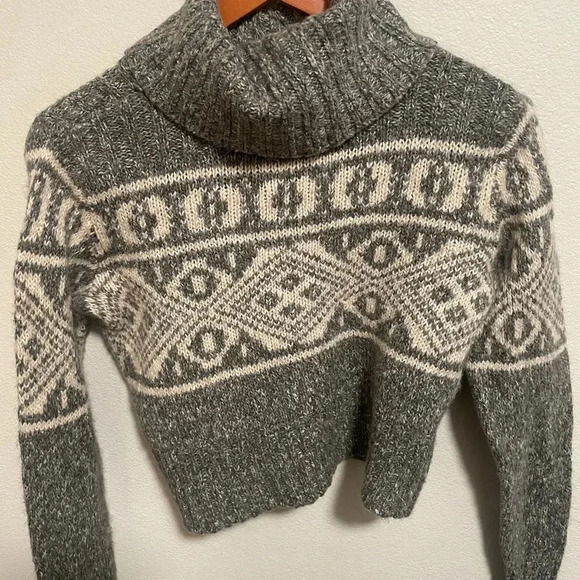 H&M pattern turtleneck pullover knit wool blend sweater gray size Medium - Picture 3 of 5